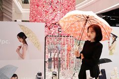 [대구소식]신세계백, 일본 패션 우산·양산 'Wpc' 팝업 등