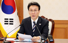 김 총리 "나프타 수급 불안, 식품 공급 위협…가용 방안 적극 발굴해야"(종합)