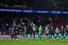 '이강인 12분 출전' PSG, 리버풀에 2-0 완승…UCL 4강 청신호