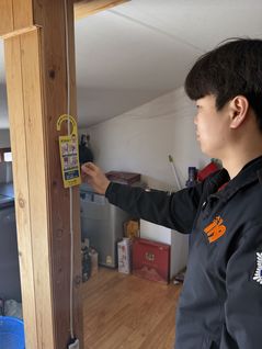 소방본부, 홀몸어르신 문고리형 안전체크리스트 배포 등[전남소식]