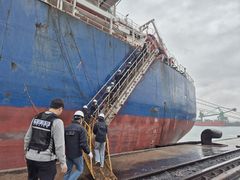 여수해경, 외국적 선박 불시 검문·검색…11기관 합동