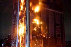 안성 창고형 건물서 불…인명피해 없어 