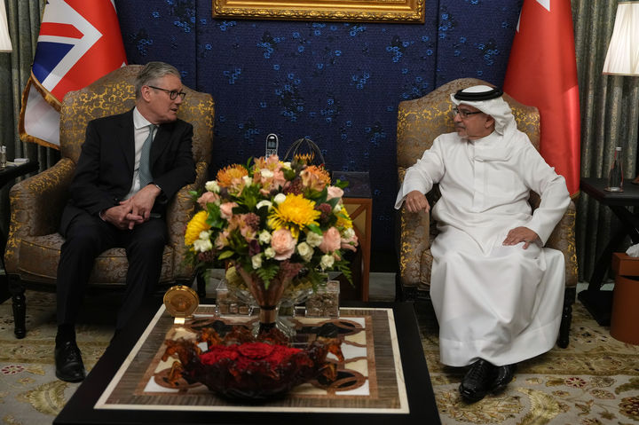 바레인 국왕 만나는 키어 스타머 총리