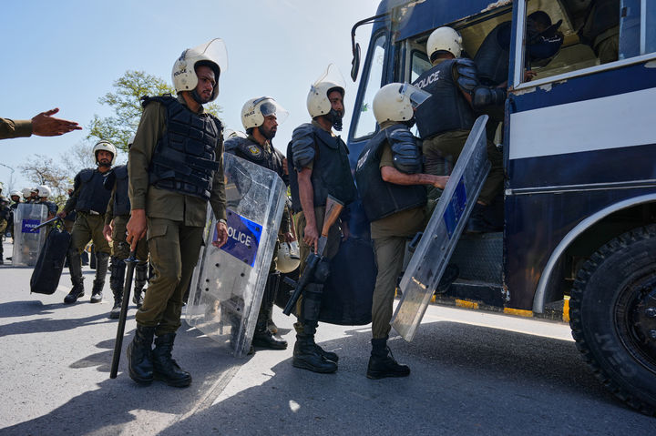 미-이란 협상 앞두고 보안 강화하는 파키스탄 경찰