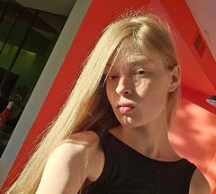 머스크 성전환 딸 "유년시절 고립되고 기묘했다"