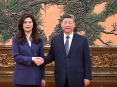 시 주석 “양안 동포 모두 중국인”, 정 주석 “양안 평화의 제도화 추진 희망”