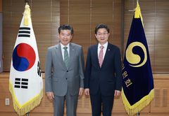 "글로벌 금융 허브 도약"…금융위원장, 주한 미국상공회의소와 면담