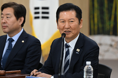 與 "추경안, 오늘 본회의서 처리…국힘 발목잡기 멈추고 협조해야"(종합)