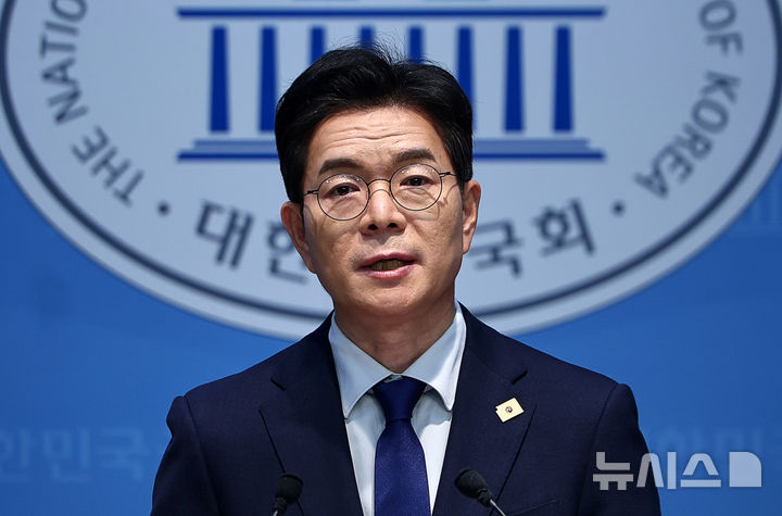 정원오 민주당 서울시장 후보 "오세훈 10년 무능 심판… 반드시 승리" [뉴시스Pic] 