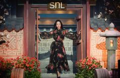 송지효, 'SNL' 시즌8 세 번째 게스트 출격