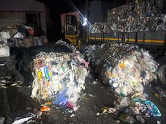 정읍 폐기물 처리장서 압축비닐더미에 깔려 60대 사망