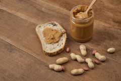 "하루에 한 스푼 먹었을 뿐인데"…땅콩버터, 급격한 혈당 상승 막아줘