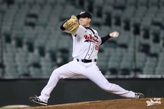 만 43세 고효준, 퓨처스리그서 승리 투수…1⅓이닝 무실점