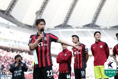 극장골 이후 뜨거운 눈물…FC서울 주장 김진수 "묘한 감정 들어"