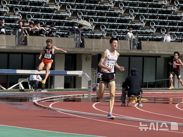 육상 박원빈, 36년 만에 남자 3000m 장애물 한국 신기록