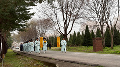 사릉의 보랏빛 꽃, 장릉에 뿌리내리다…단종 부부 500년 만의 재회