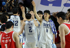 '최초 봄 농구' 소노, 6강 PO 1차전서 SK 꺾어…'91.1% 확률' 잡았다 [뉴시스Pic] 