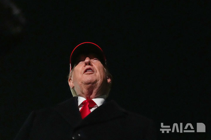 종전 협상 기대감에 SK하닉 신고가…삼전 2% 강세 마감[핫스탁](종합)