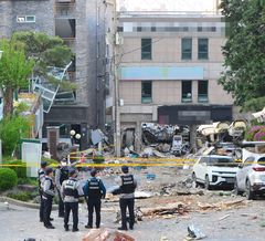 새벽 청주 상가서 폭발 사고…인근 주민 10여명 부상