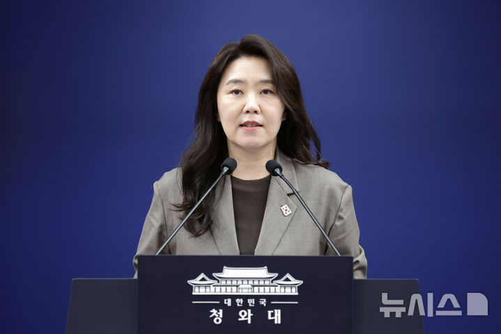 靑 "한미 간 주한미군 감축·철수 논의 전혀 없어"