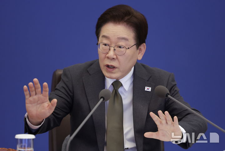 이재명 대통령, '고유가 피해지원금, 지자체 비인권적 행태 반복되지 않게 유념' [뉴시스Pic]