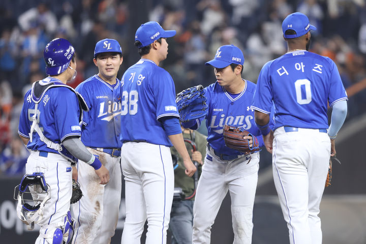 삼성, KCC, 서울, 삼성생명, 롯데, 스포츠 리그에서 각종 승리 기록 경신