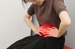 "봄철 옆구리 통증"…혹시 근육통 아닌 '이 질환' 신호?[몸의경고]