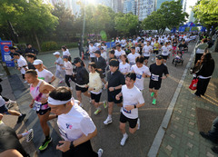 여의도공원에서 출발하는 2026 키움런 참가자들