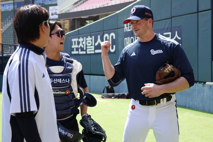 한국 축구, 월드컵 8강 도전과 KBO 리그의 마무리 투수 위기