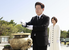 분향하는 이재명 대통령