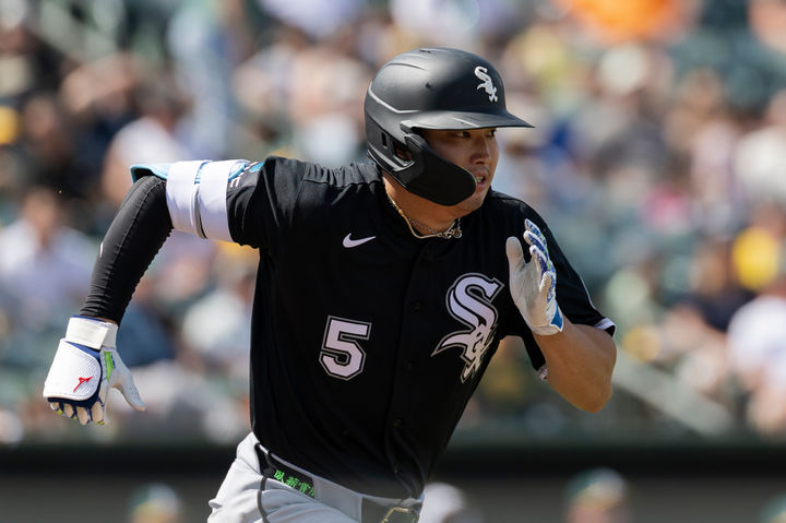 무라카미의 홈런 행진과 김윤지의 시구, 한국 스포츠의 새로운 장면