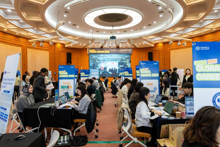 일자리 찾는 Z세대, 취업 전까지 허용 가능한 공백은