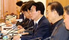 김민석 총리, 새만금 전북 대혁신TF 2차 회의 주재