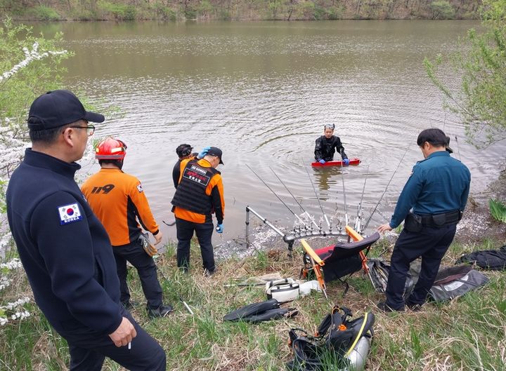 청송 저수지서 낚시하던 70대 물에 빠져 숨져
