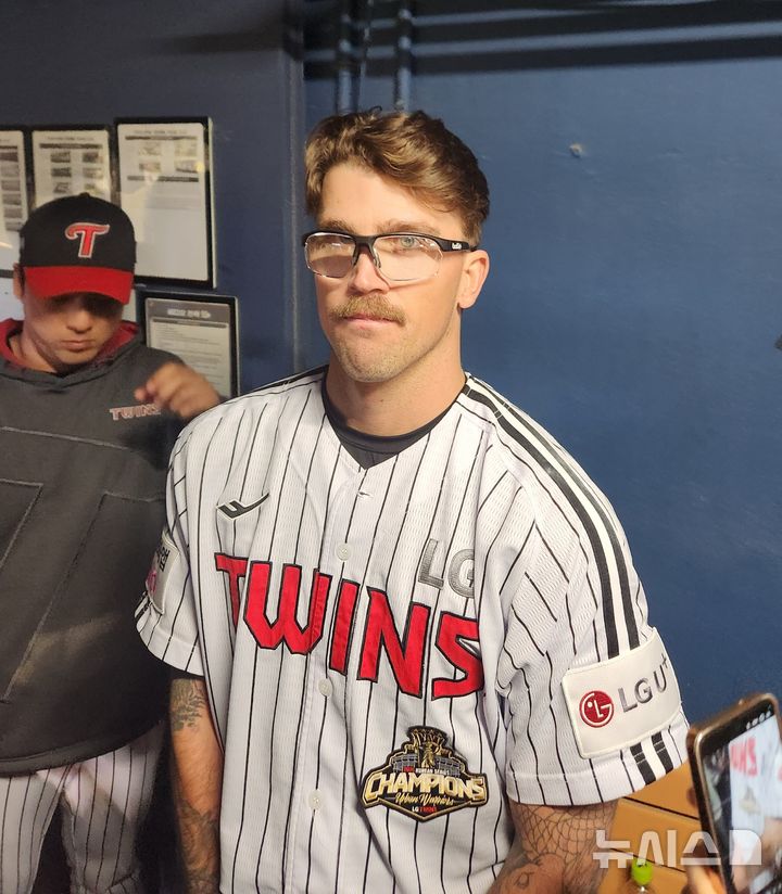 LG, 웰스의 호투로 3연승 달성…울산과 국민은행도 승리