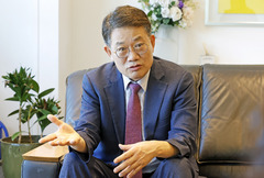 윤호상 서울교육감 보수 후보 "초1부터 학교 영어 시작"[인터뷰]