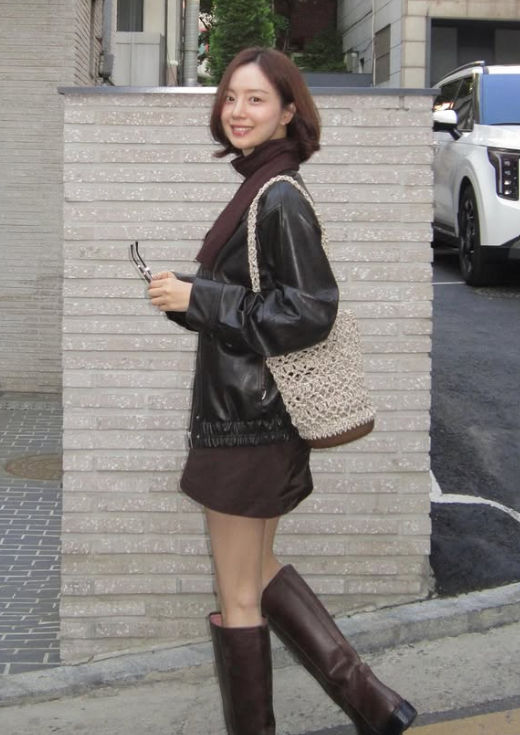 6월의 신부 문채원 설렘 가득 미모 