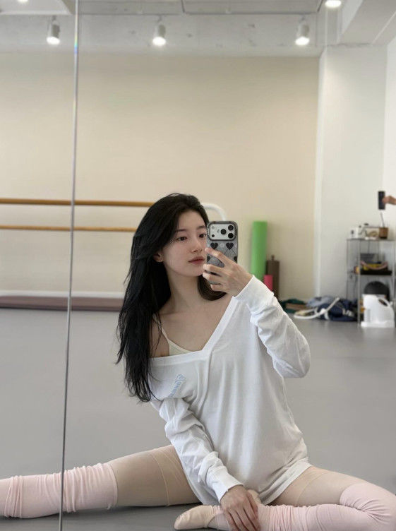 발레하고 뼈말라 된 수지…다리 찢기도 거뜬