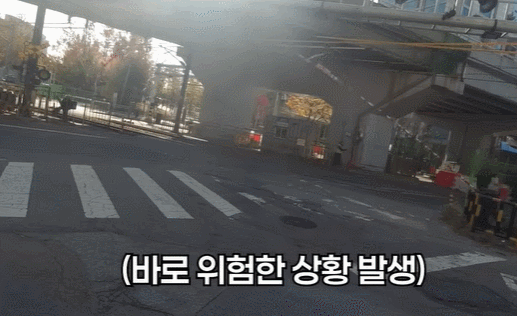 웨딩촬영까지 등장…안전 뒷전 된 철도 건널목 실태