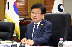 李 '현장체험학습 기피' 지적에…최교진 "답 곧 내겠다"