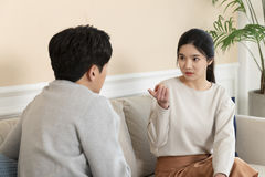 "형 보고도 결혼하고 싶냐"…남편의 '결혼 비하 농담'에 상처받은 아내