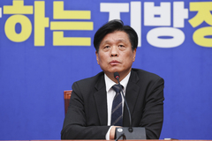 與 "지역 주고받는 단일화 없다…당대당 협상도 없어"