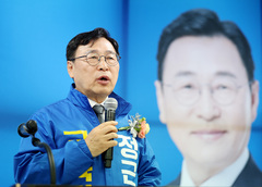 정근식, '감사의 정원' 철거 촉구…"광화문은 평화교육의 광장"