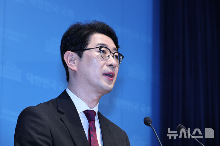 주진우, 정원오 폭행 피해자 증언 공개… "정 후보 사퇴해야" [뉴시스Pic]