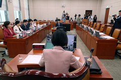 성평등가족위, '정원오 주폭 의혹' 현안질의…與 불참