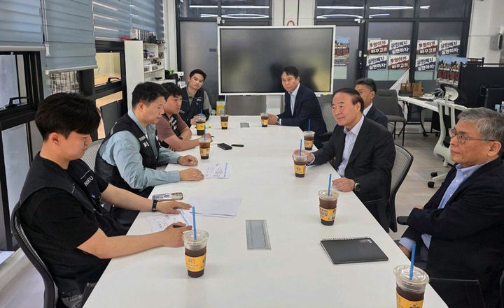 이재용 회장 '직접 등판' 직후, 노사 대화 물꼬 텄다…