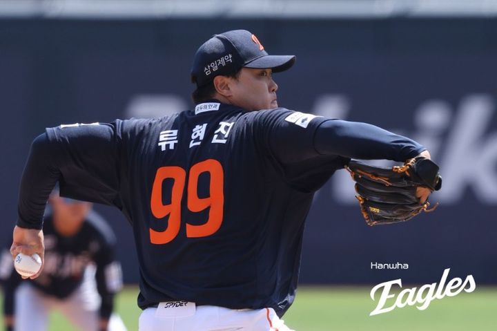 류현진, 200승 달성 실패와 북한 내고향 여자축구단의 역사적 방남