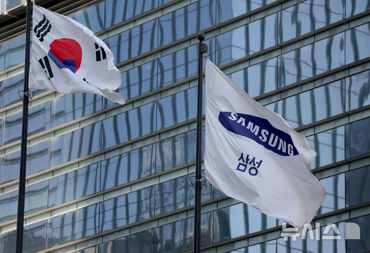 日 노무라증권 "59만전자·400만닉스 간다"