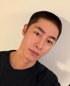 배우 이재욱 오늘 입대 "건강하게 잘 다녀오겠다"