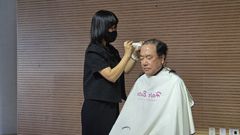 서범수 의원 삭발…"중앙정치 잘못, 지선 후보와 분리 평가를"'
